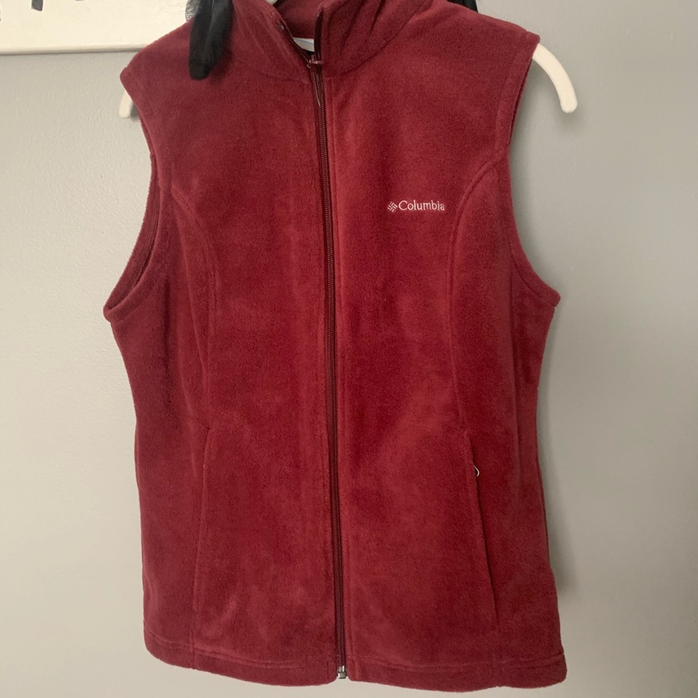 Columbia Zip-Up Vest